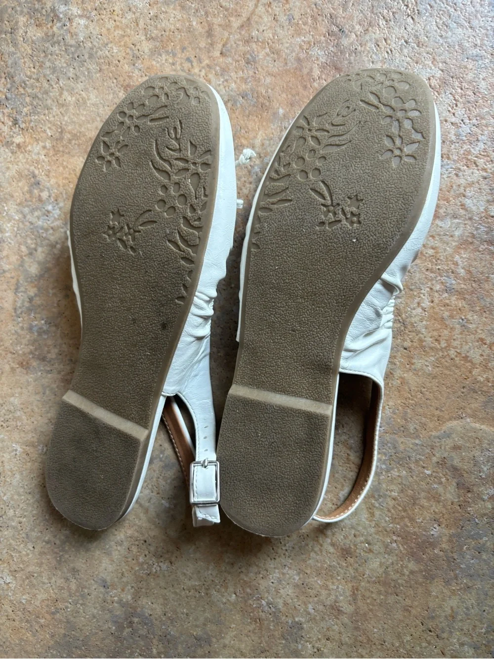 DV by Dolce Vita Cream Slingback Bow Ballet Flats